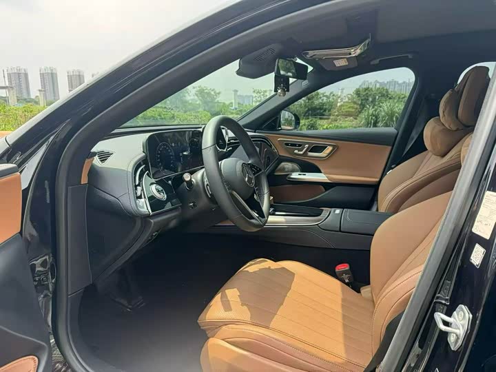 Mercedes-Benz E-Class 2026 2026款 改款 E 300 L 豪华型