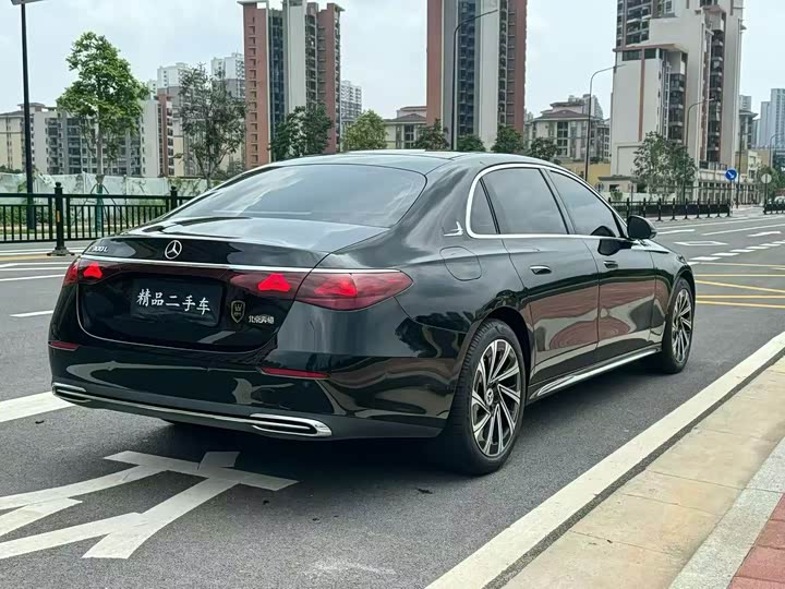 Mercedes-Benz E-Class 2026 2026款 改款 E 300 L 豪华型