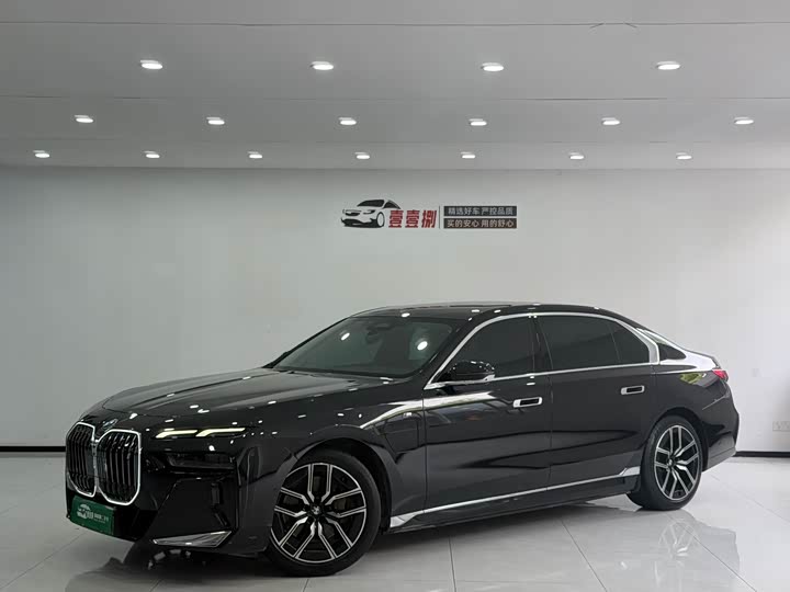 BMW i7 2023 2023款 eDrive50L 领先M运动套装