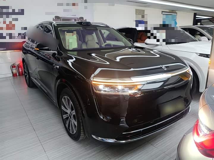 Aito M8 2025 2025款 增程 Max版 37kWh 6座版 (192线激光雷达）