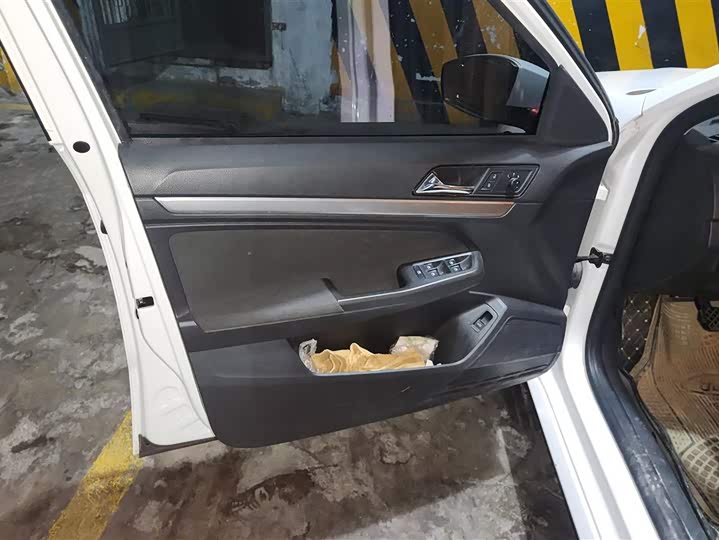 Volkswagen Lavida 2019 2019款 朗逸启航 1.5L 手动风尚版 国VI