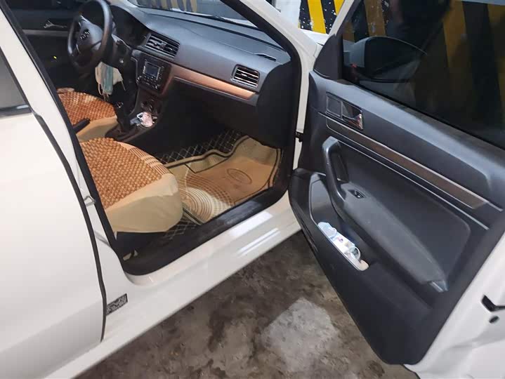 Volkswagen Lavida 2019 2019款 朗逸启航 1.5L 手动风尚版 国VI