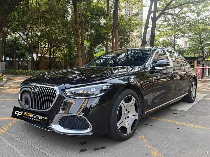 صورة 4 - Mercedes-Benz Maybach S-Class