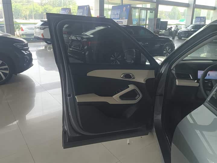 BYD Yuan Up 2025 2025款 301KM 领航型