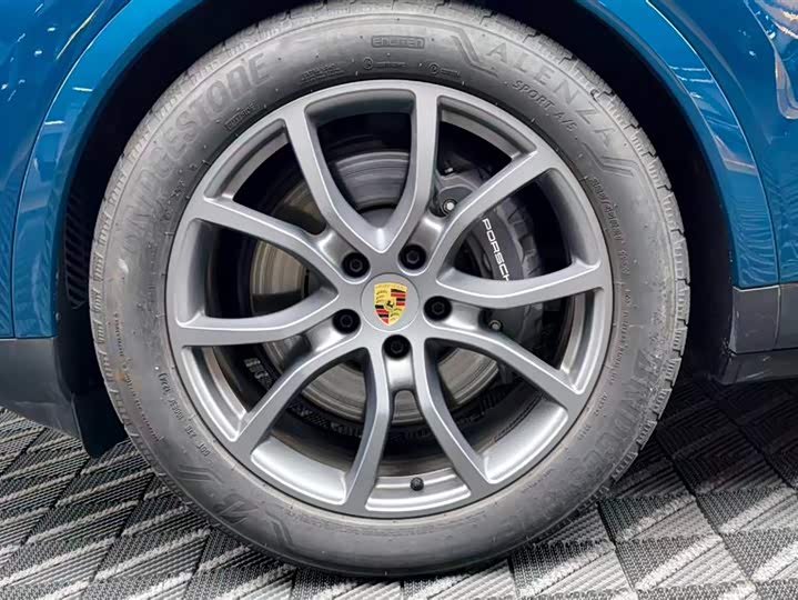 Zdjęcie 8 - Porsche Cayenne