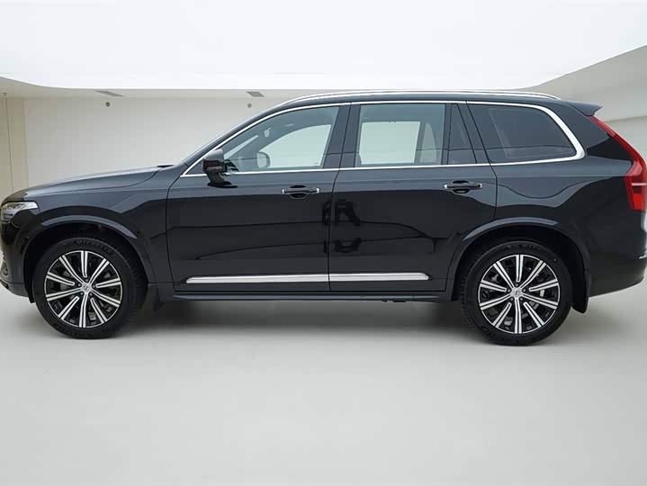 Фото 3 - Volvo XC90