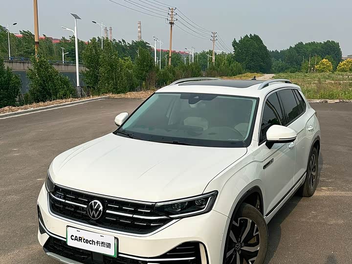 2023 Volkswagen Tayron GTE Hybrid