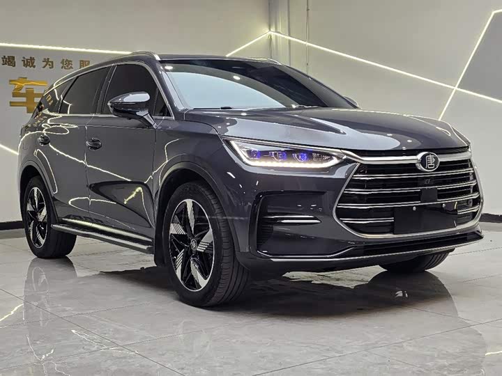 Photo 3 - BYD Tang Hybrid/EV