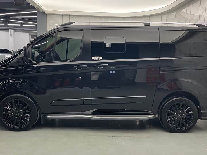 Ford Tourneo 2020 2020款 2.0T 自动商务舱版 国VI