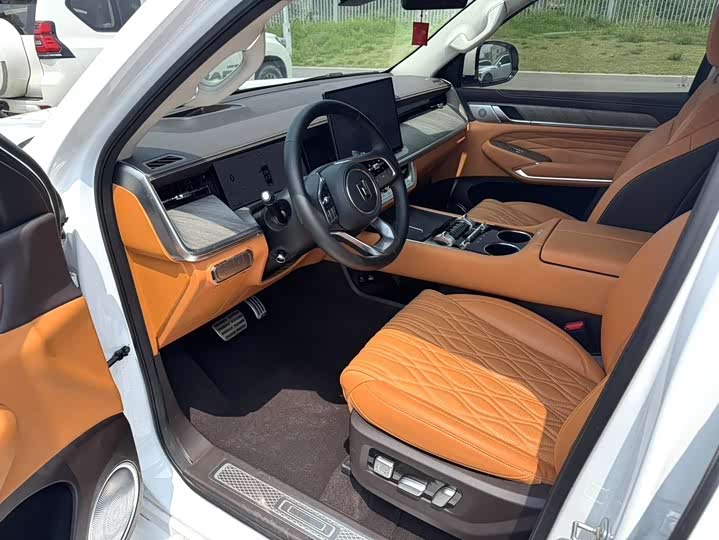 2026 Tank 500 Hybrid