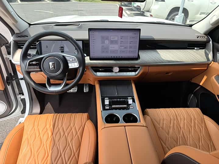 2026 Tank 500 Hybrid