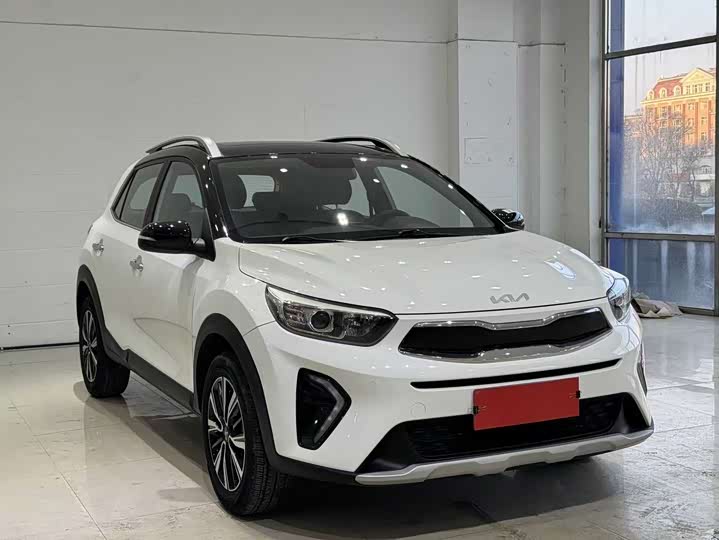 Kia KX1 2021 2021款 1.4L CVT趣享天窗款