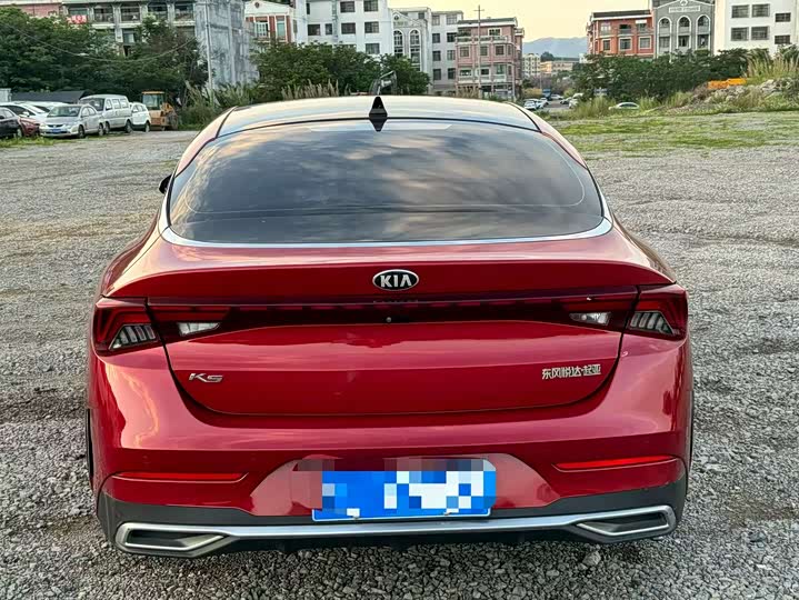 Zdjęcie 8 - Kia K5