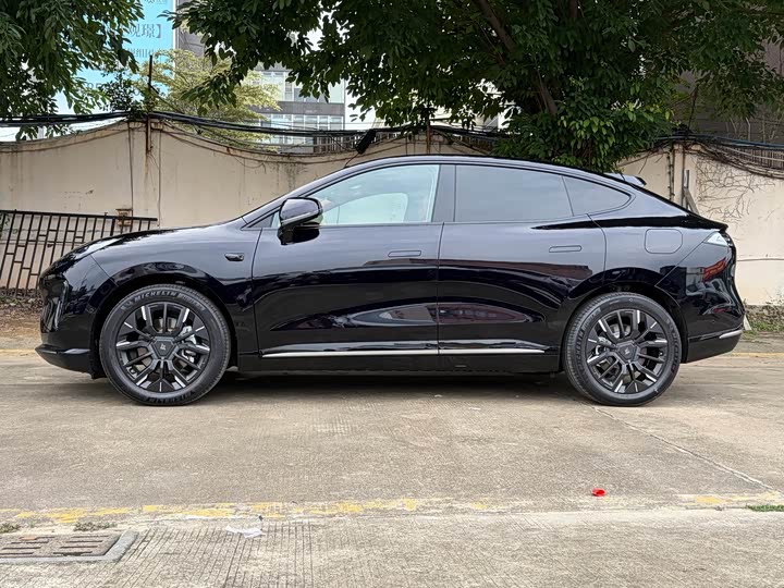 2025 GAC Hyptec HT