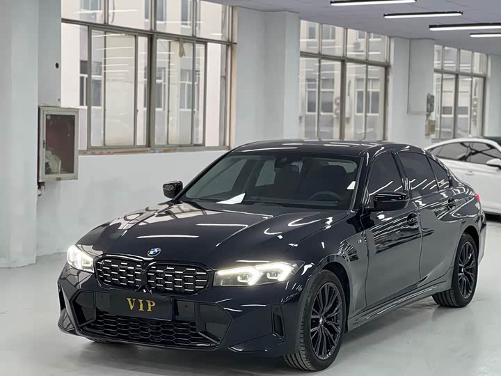 Фото 2 - BMW 3 Series