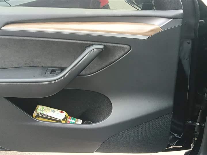 Tesla Model Y 2022 2022款 后轮驱动版