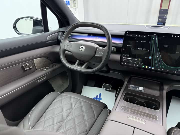 Nio ES8 2026 2026款 六座行政豪华版