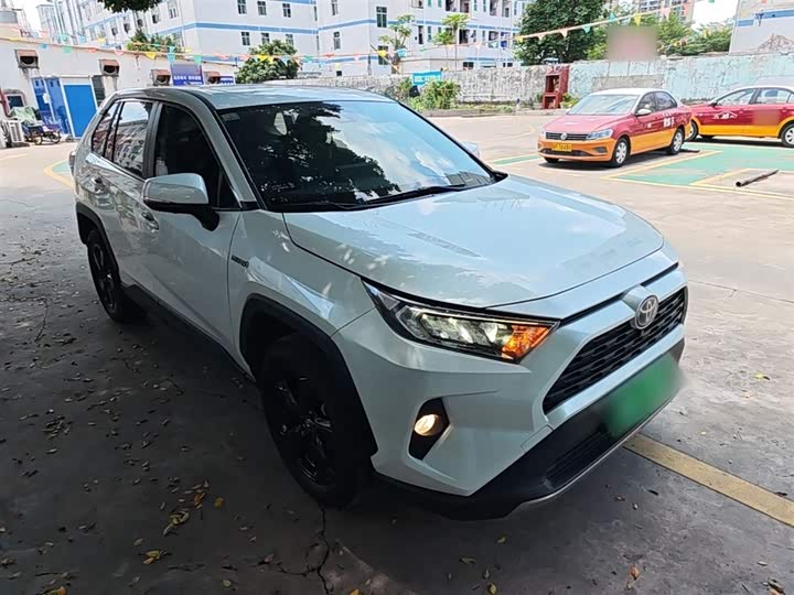صورة 4 - Toyota RAV4