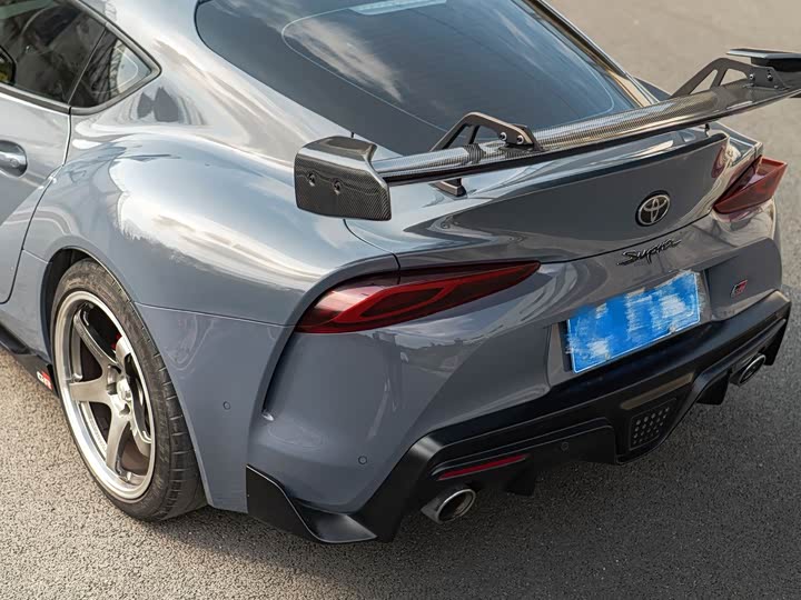 Фото 3 - Toyota Supra