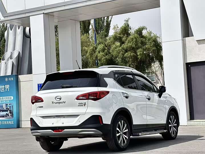 GAC Trumpchi GS3 2021 2021款 POWER 235T 手动劲酷版