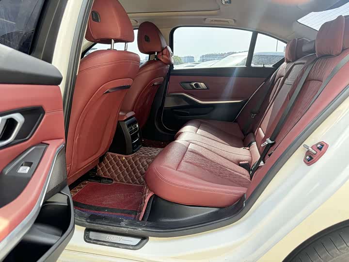 BMW i3 2025 2025款 eDrive 35 L