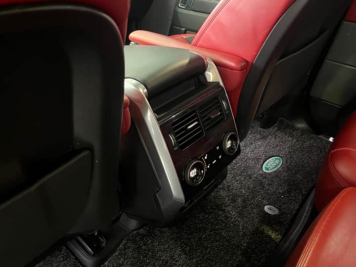 Фото 8 - Land Rover Range Rover Sport