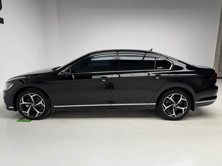 Volkswagen Magotan 2026 2026款 3000万辆甄选款 380TSI DSG豪华型