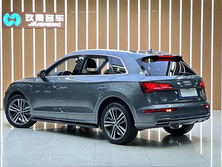 Audi Q5L 2020 2020款 改款 40 TFSI 荣享时尚型