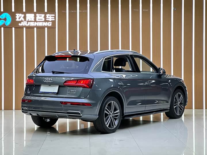 Audi Q5L 2020 2020款 改款 40 TFSI 荣享时尚型