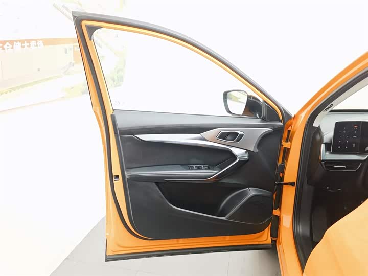 Фото 8 - MG Motor One