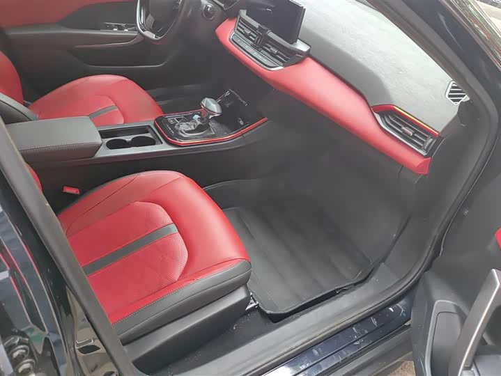 Dongfeng Aeolus Yixuan GS 2021 2021款 230T 自动追曜武士版