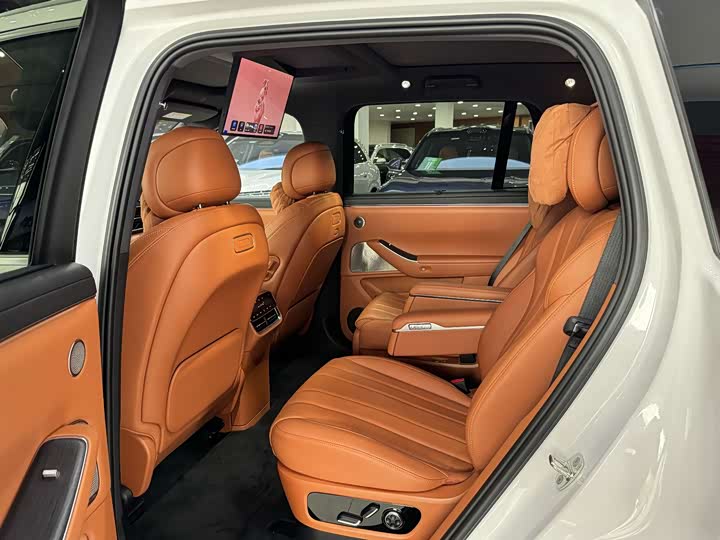 2026 Aito M7