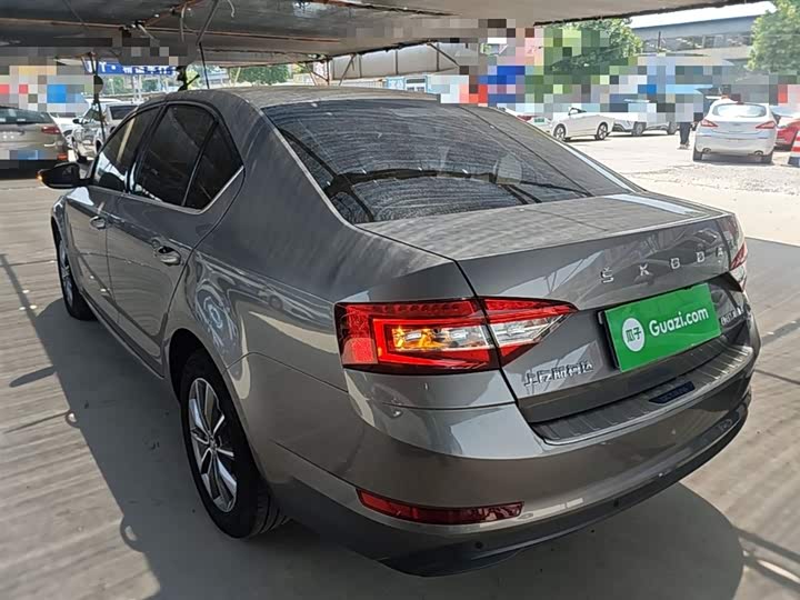 Фото 5 - Skoda Octavia Pro
