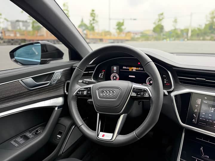 Zdjęcie 6 - Audi A6L