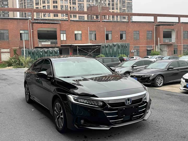 Фото 3 - Honda Accord