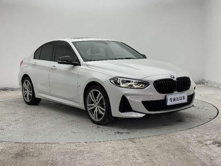 BMW 1 Series 2023 2023款 120i M运动曜夜版
