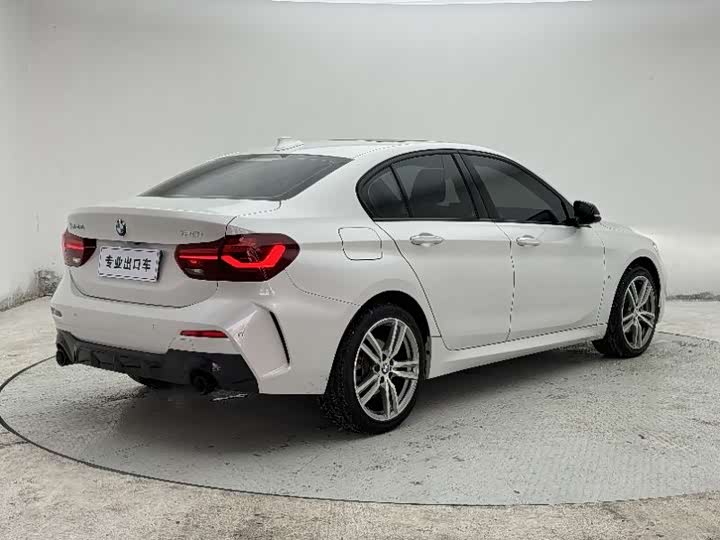 BMW 1 Series 2023 2023款 120i M运动曜夜版