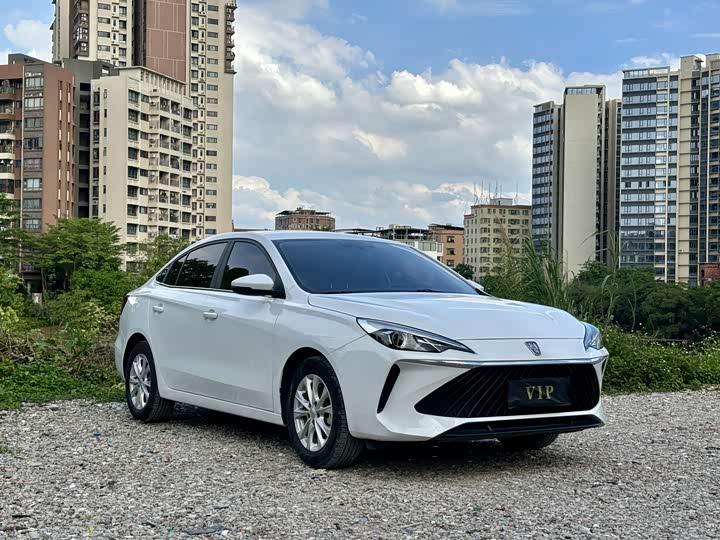 Photo 2 - Roewe i5
