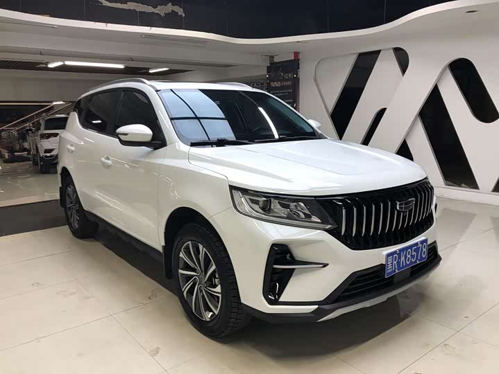 Фото 3 - Geely Vision X6