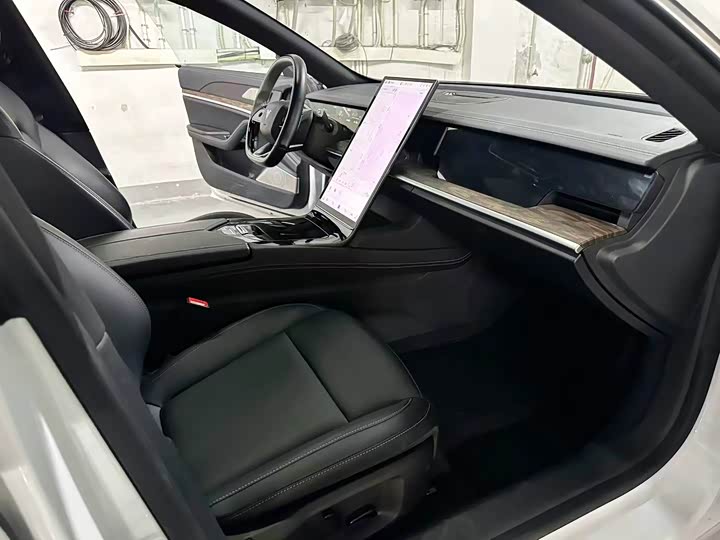 Hozon S 2022 2022款 增程版 1160km 后驱大版