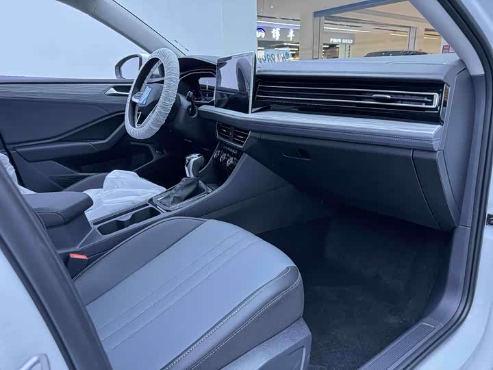 2026 Volkswagen Sagitar L