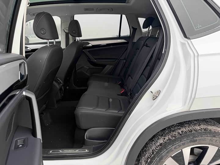Фото 8 - Volkswagen Tayron