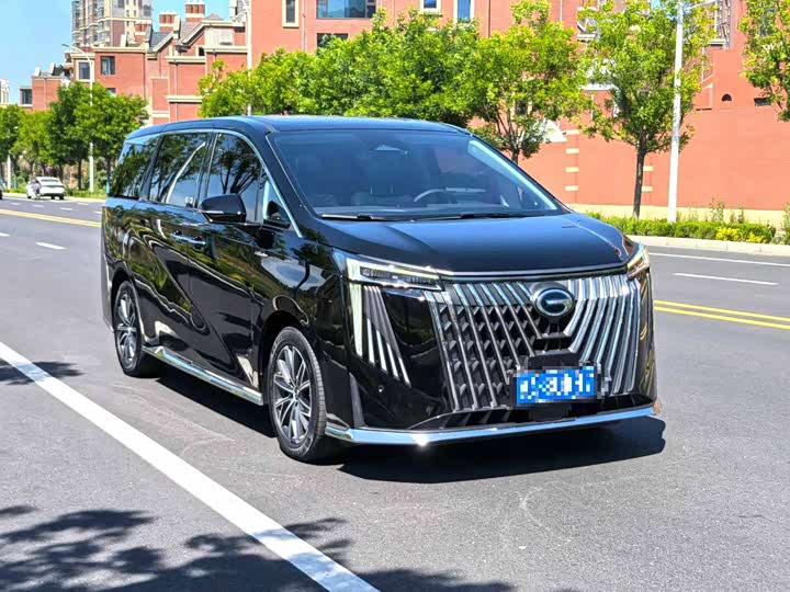Фото 3 - GAC Trumpchi M8