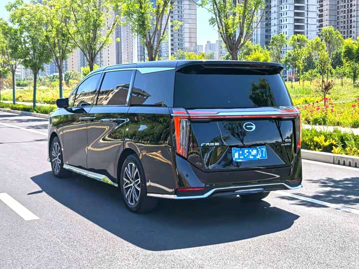 Фото 9 - GAC Trumpchi M8