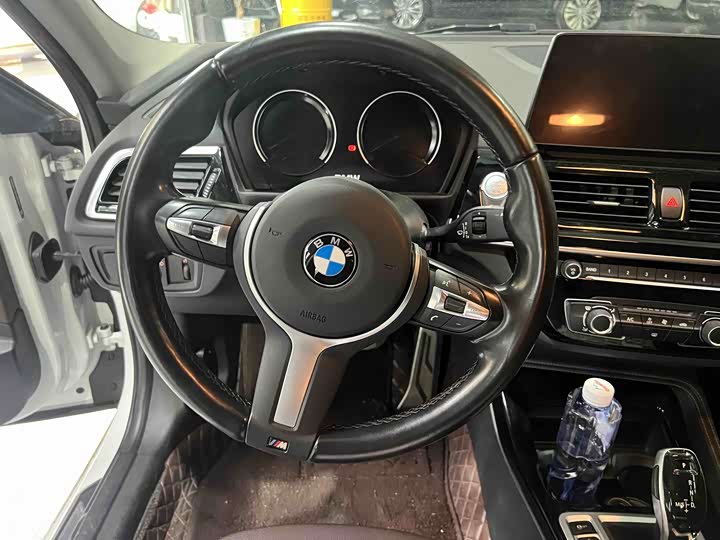Zdjęcie 6 - BMW 1 Series