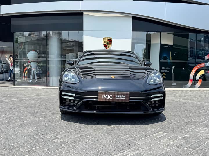 Фото 2 - Porsche Panamera Hybrid
