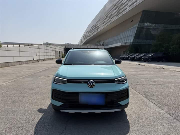 Volkswagen Tharu 2025 2025款 新锐 1.5L 锐意版