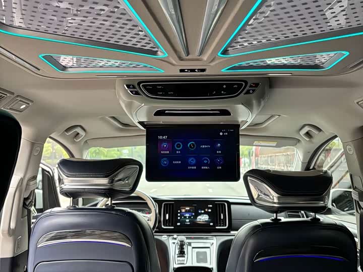 Фото 7 - GAC Trumpchi M8