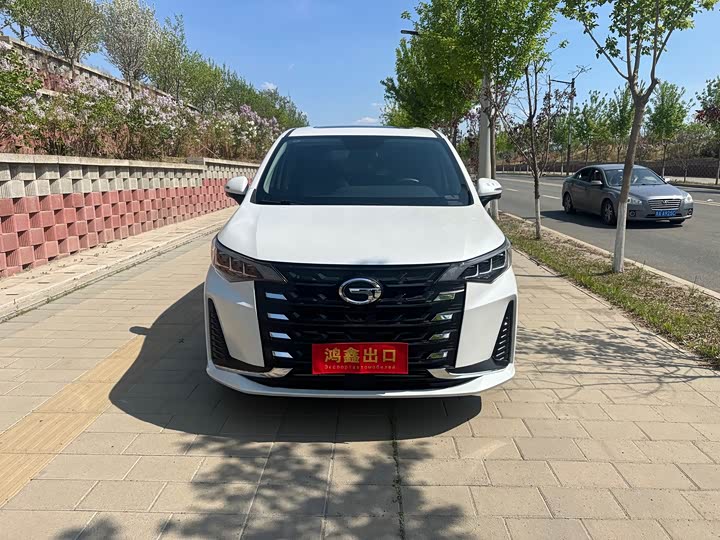 Фото 2 - GAC Trumpchi M6