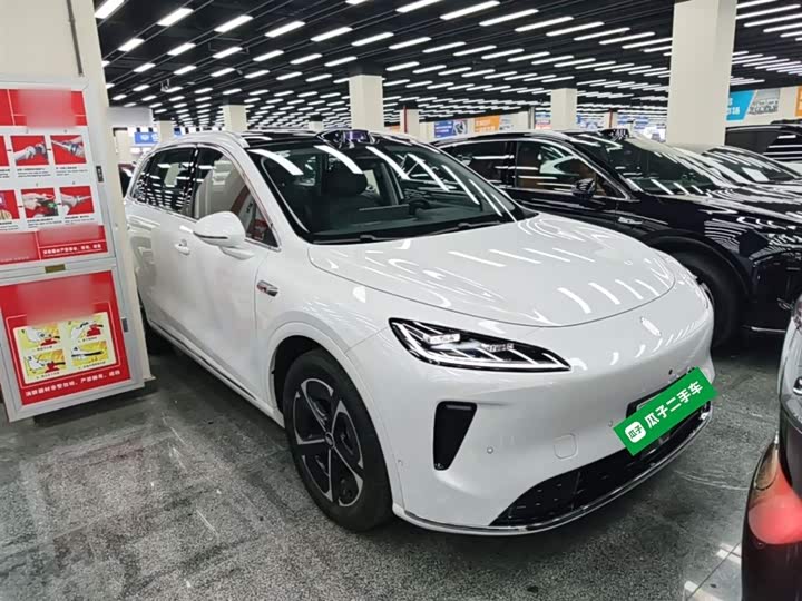 Фото 4 - Shangjie (Huawei × SAIC) H5